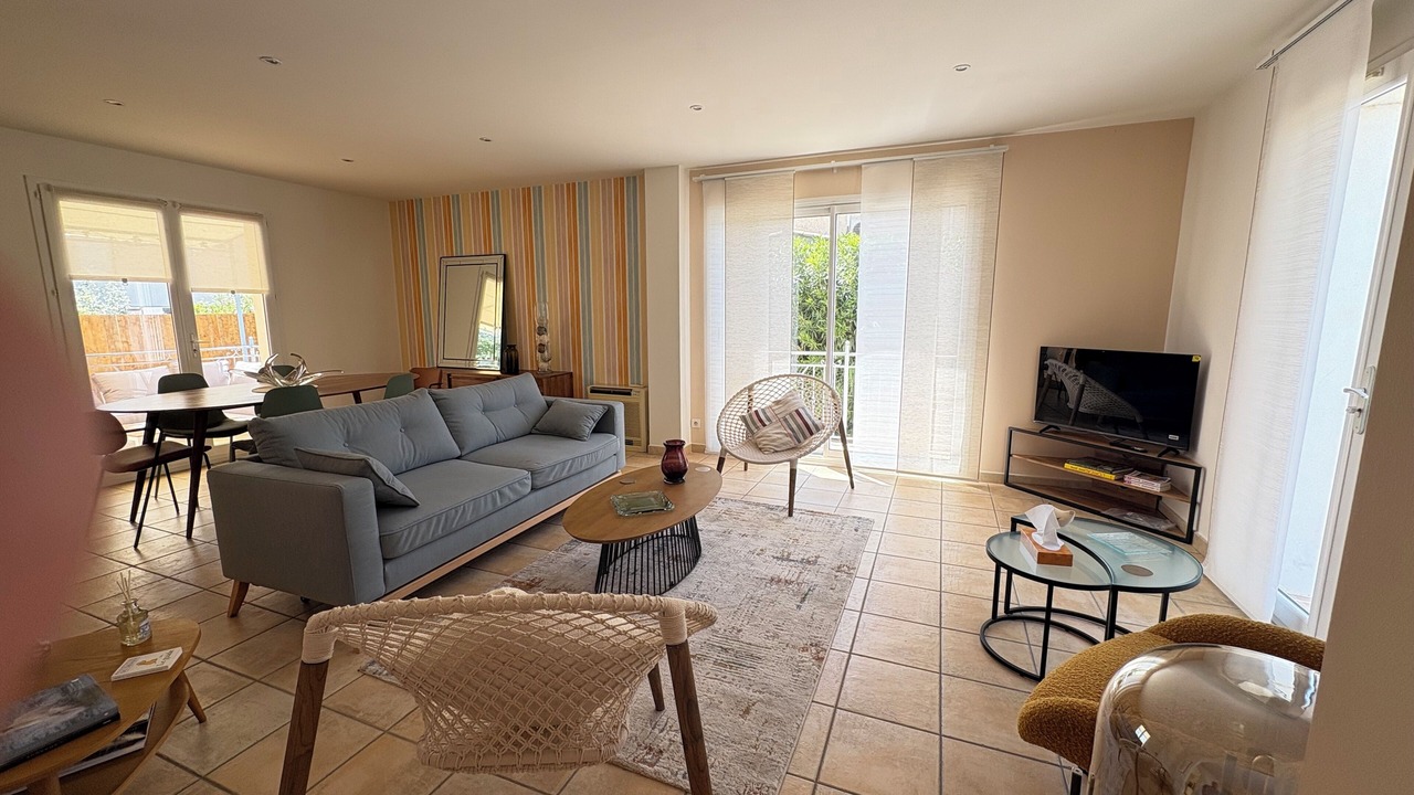 Photo of Livingroom in Arles