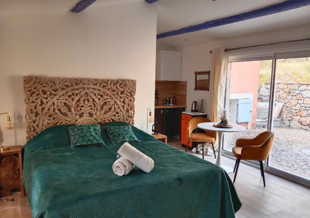 Photo of Bedroom in Flayosc