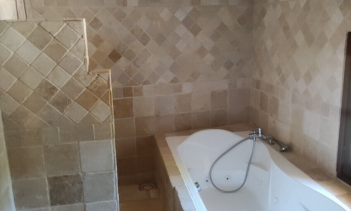 Photo of Bathroom in Lurs