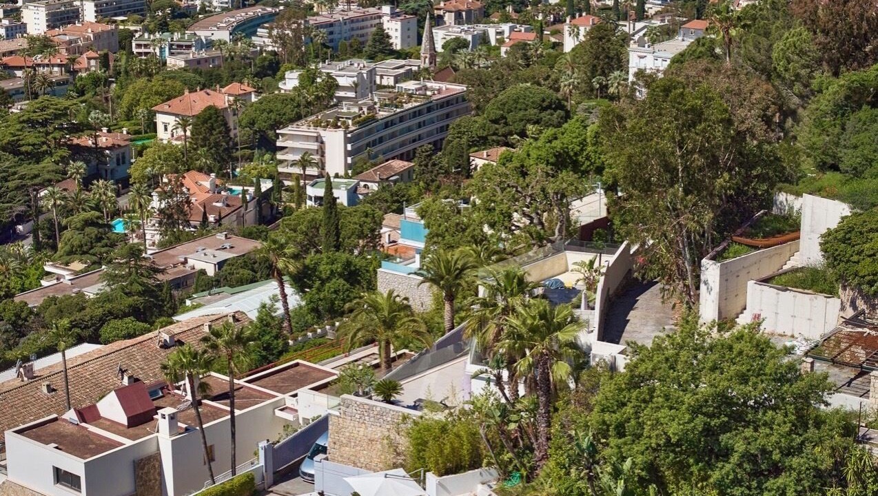 Photo of Outdoor in California - Pezou
