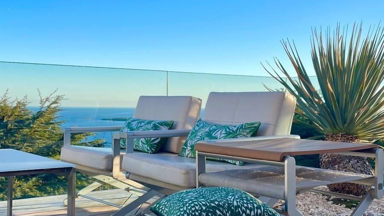 Photo of Patio Balcony in California - Pezou