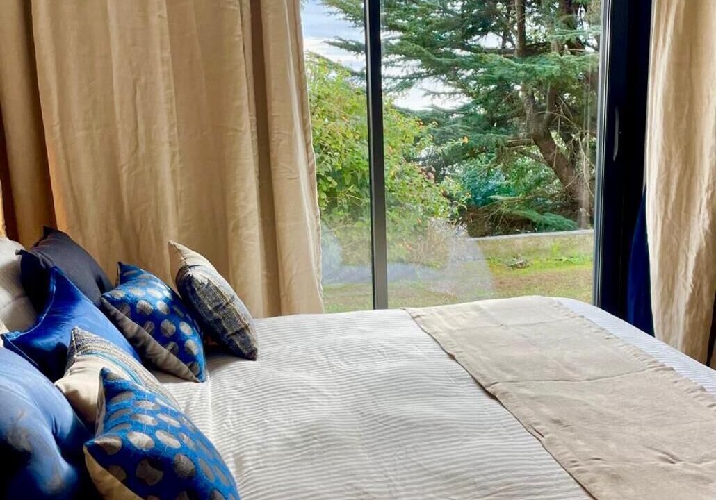 Photo of Bedroom in California - Pezou