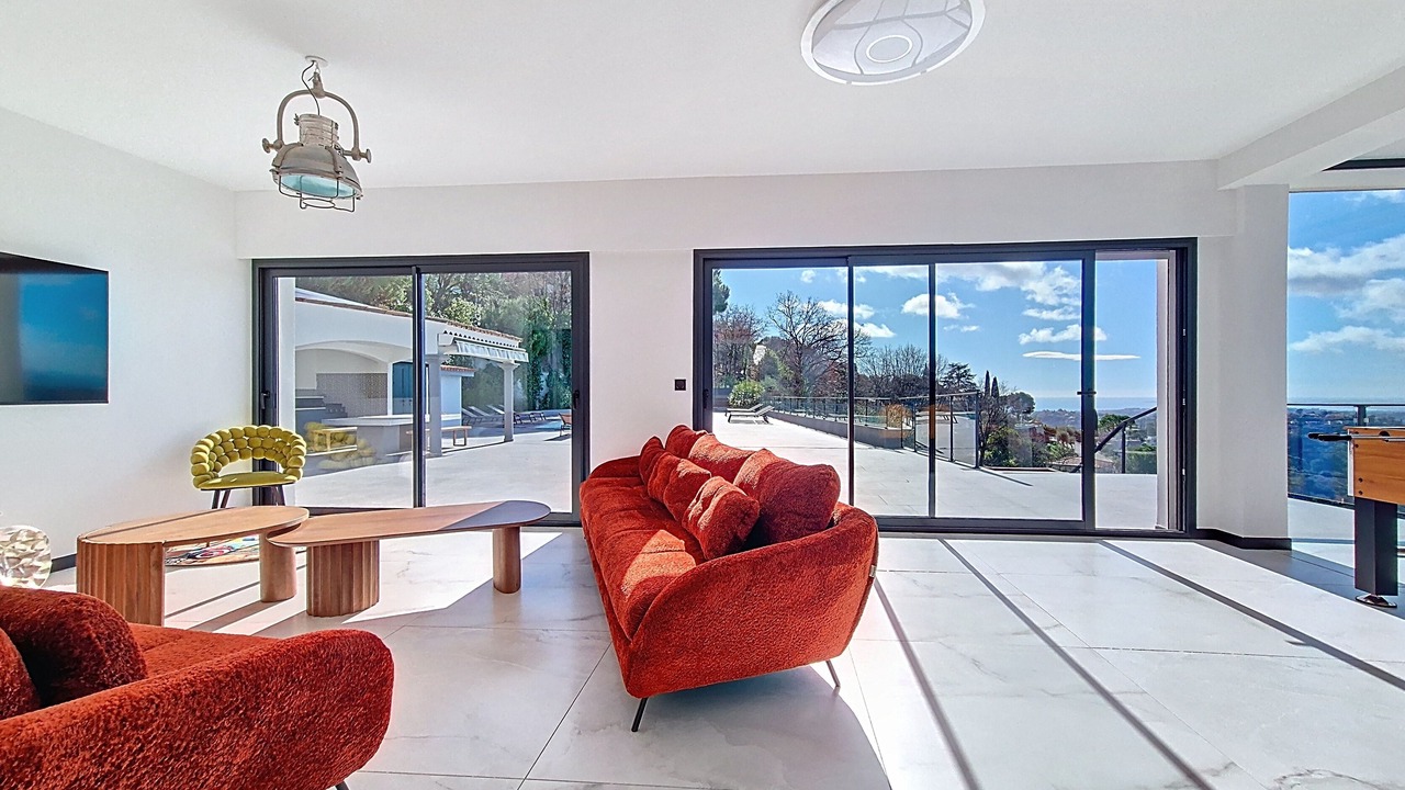 Photo of Livingroom in Aspremont