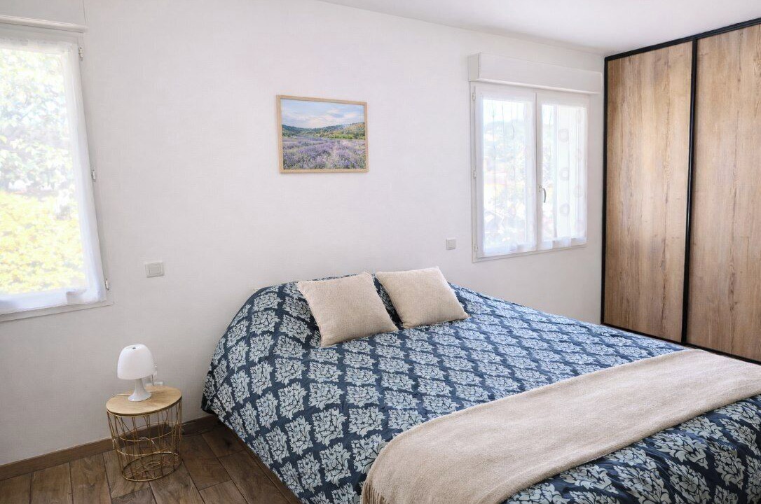 Photo of Bedroom in Saint-Chamas