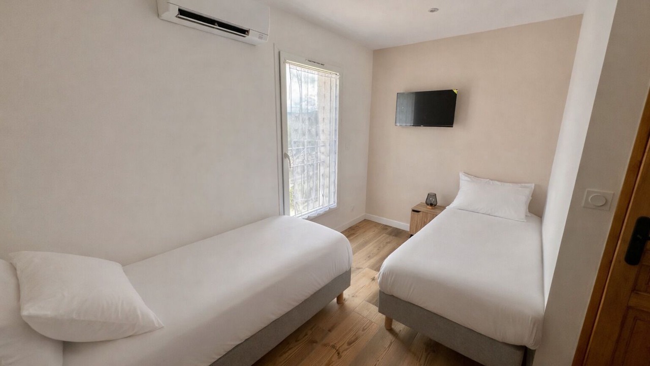 Photo of Bedroom in Pierrevert