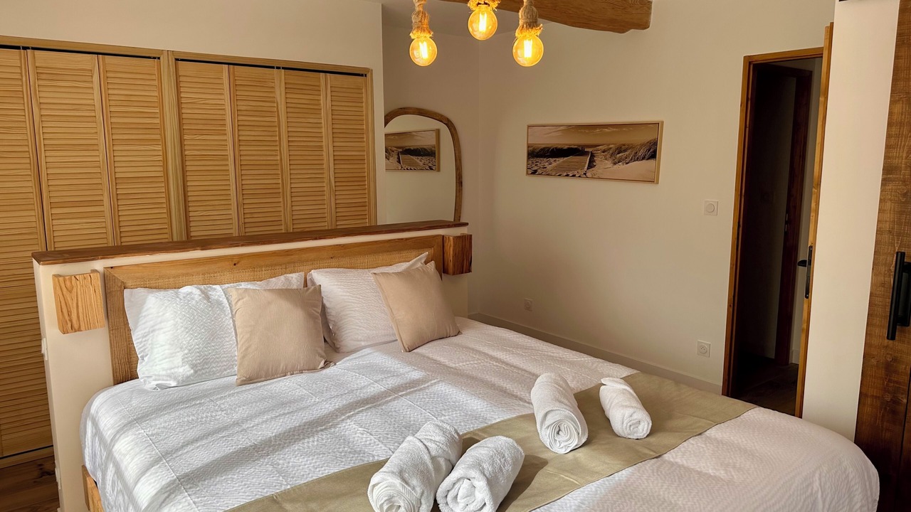 Photo of Bedroom in Pierrevert