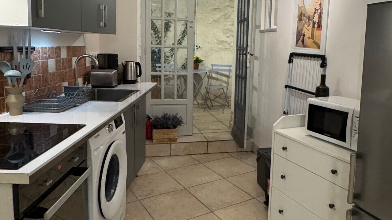 Photo of Kitchen in Nimes City Centre