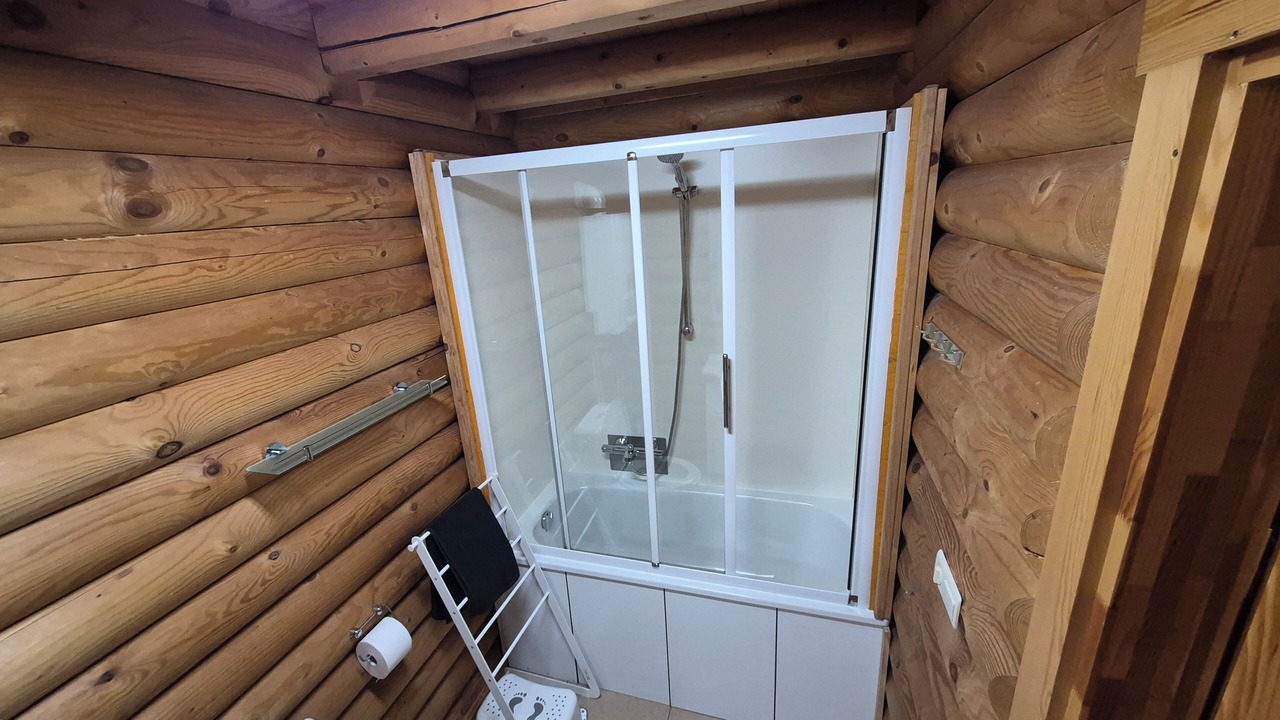 Photo of Bathroom in Chateauroux-les-Alpes