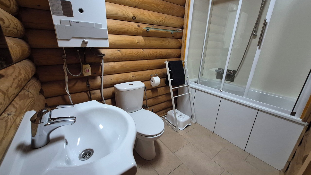 Photo of Bathroom in Chateauroux-les-Alpes