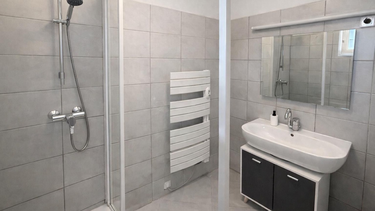 Photo of Bathroom in Faubourg