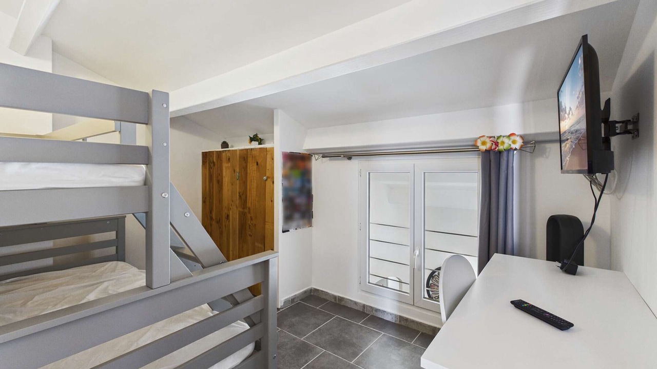 Photo of Bedroom in Marseillan Plage