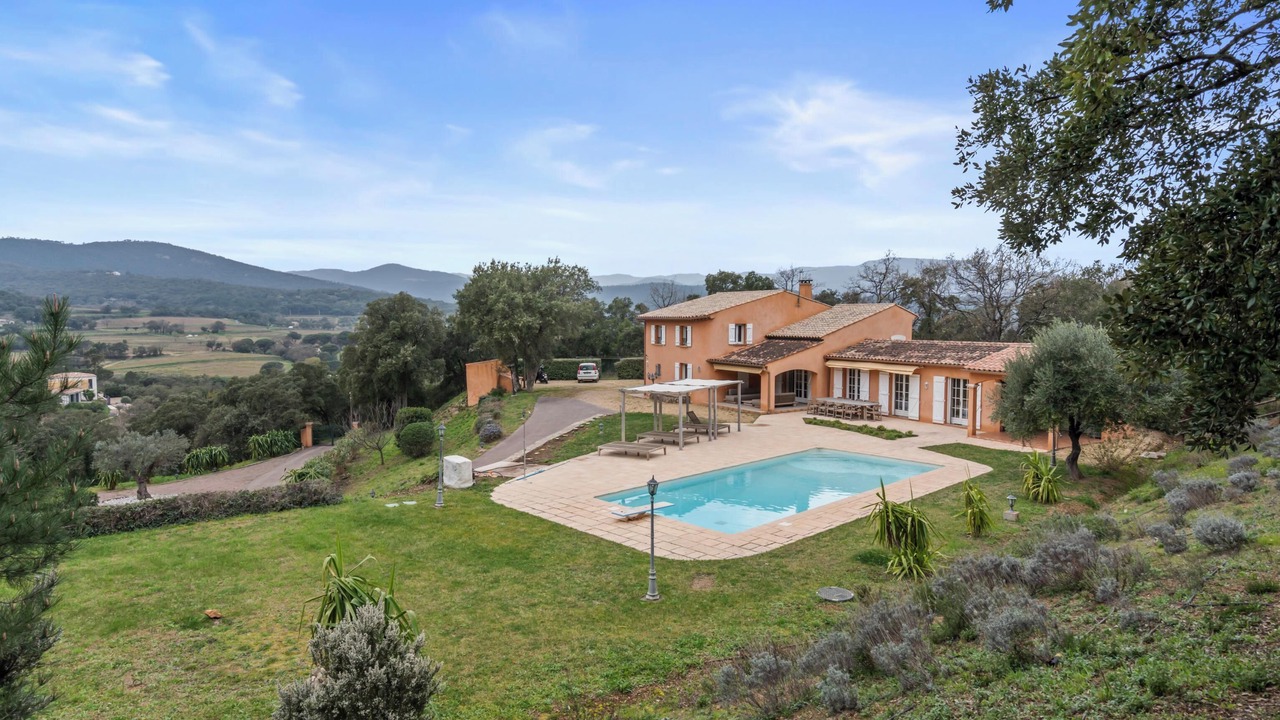 Photo of Outdoor in Cogolin
