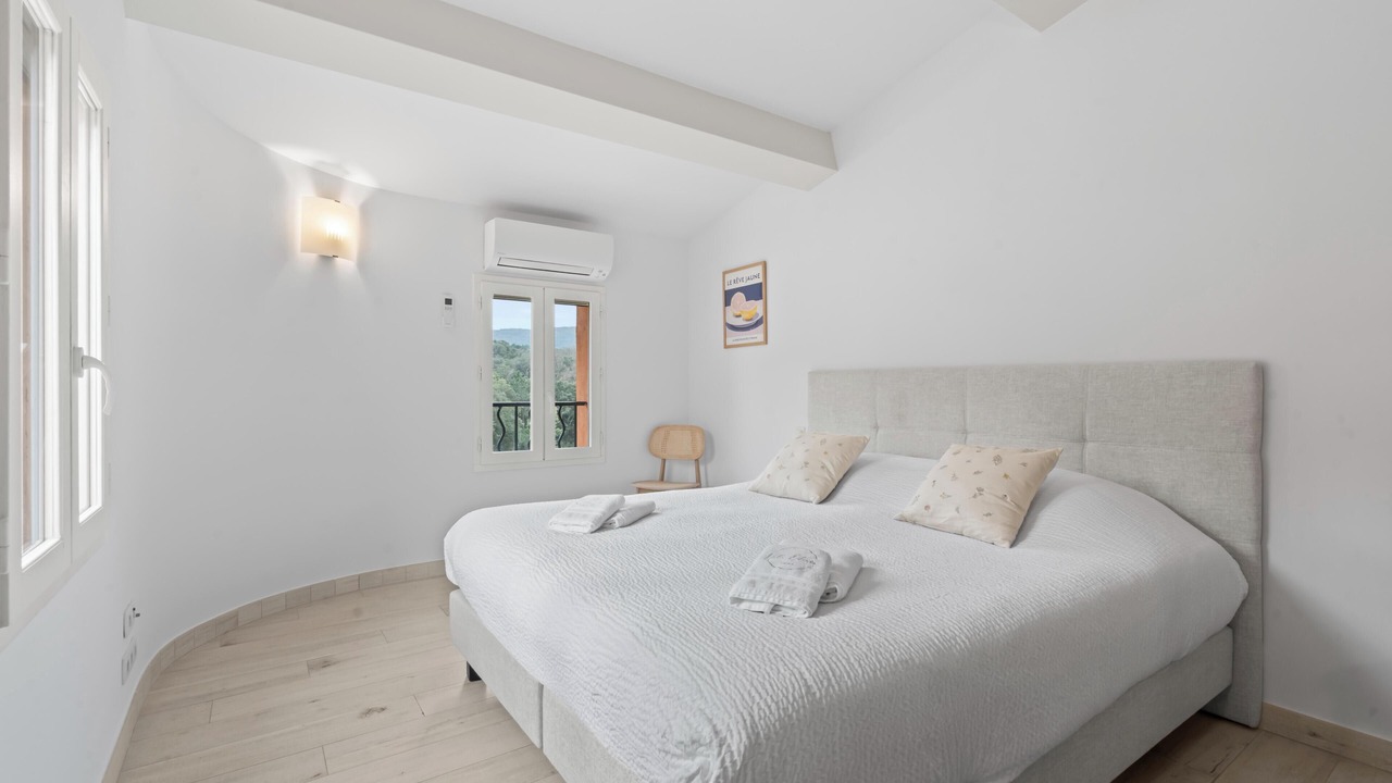 Photo of Bedroom in Cogolin