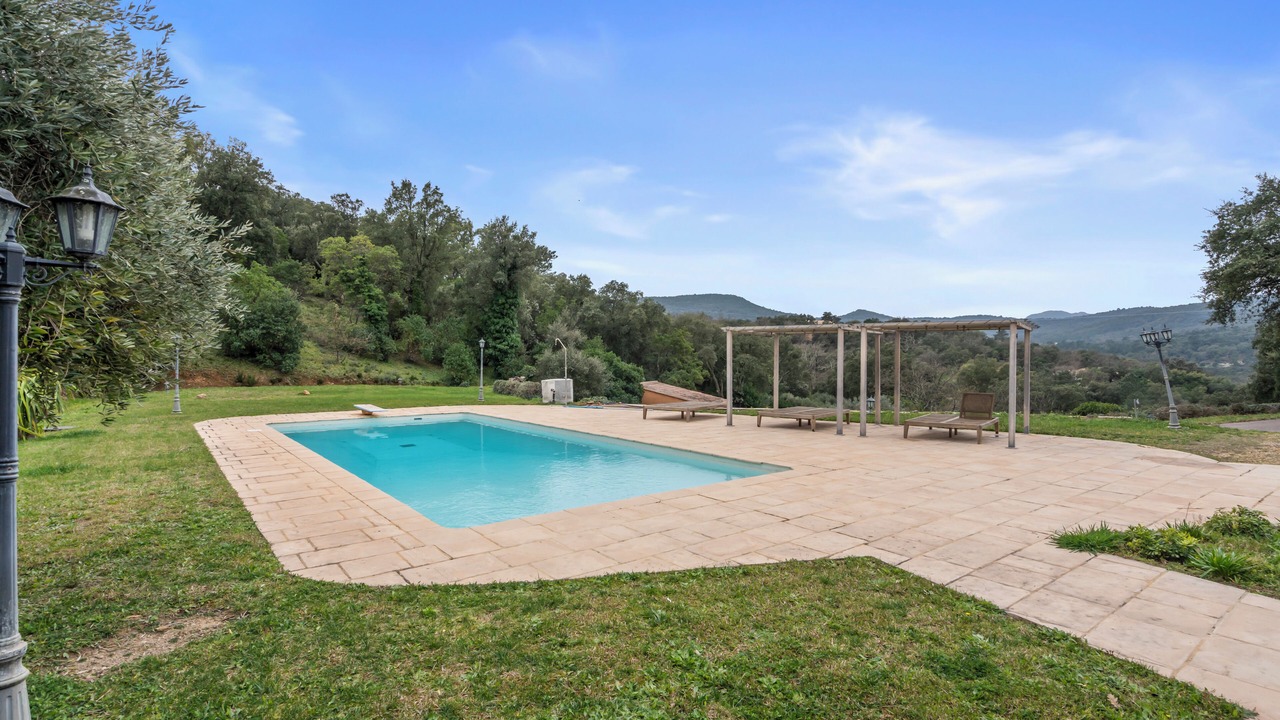 Photo of Outdoor in Cogolin