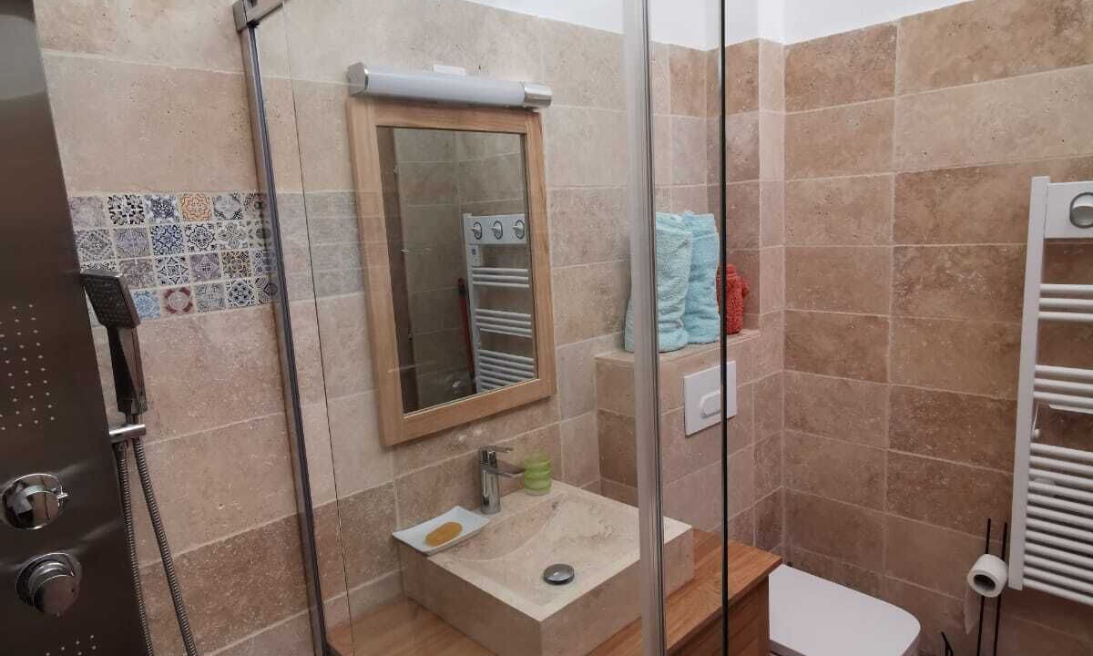 Photo of Bathroom in Lorgues