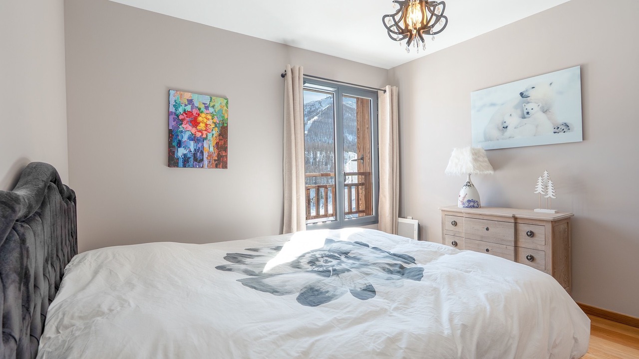 Photo of Bedroom in Saint-Etienne-de-Tinee