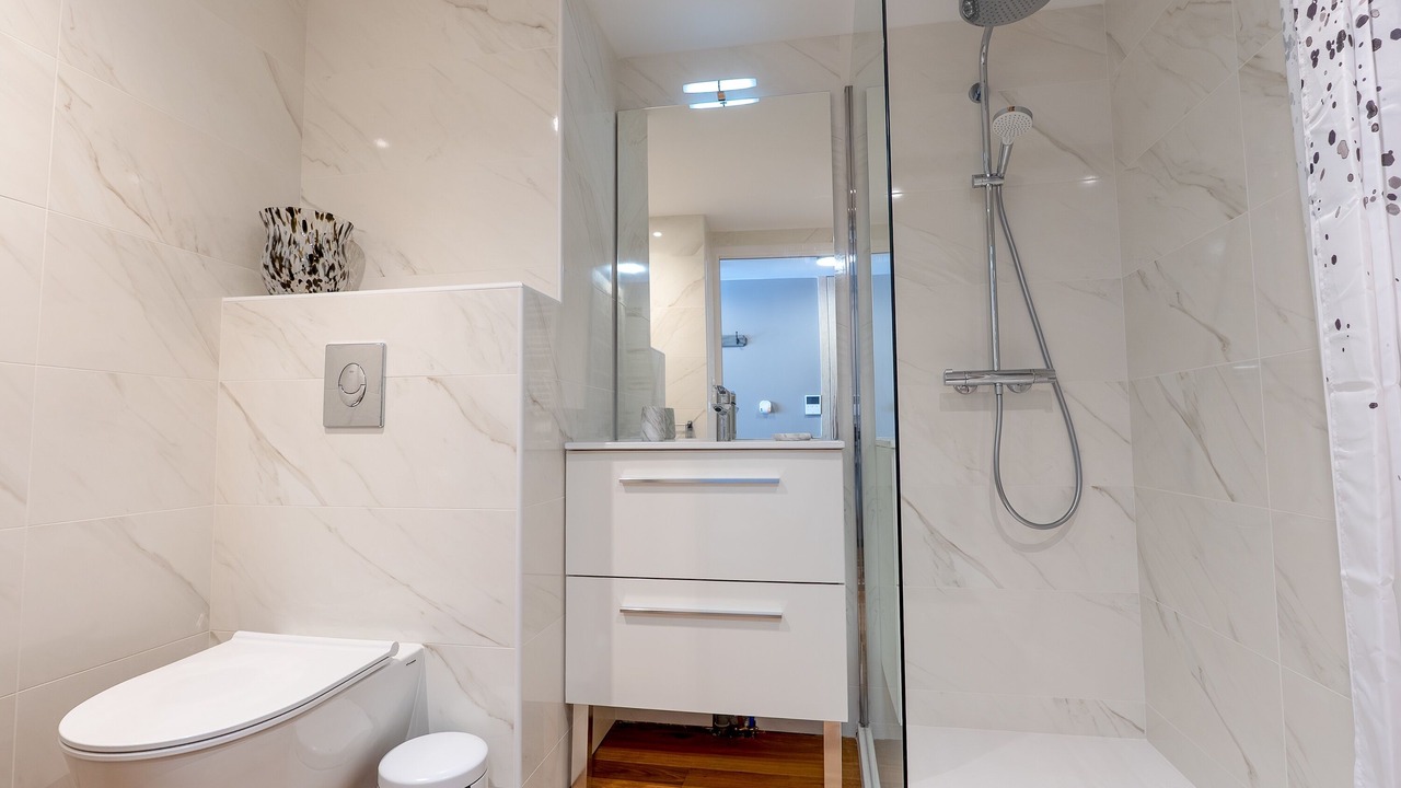 Photo of Bathroom in Saint-Etienne-de-Tinee