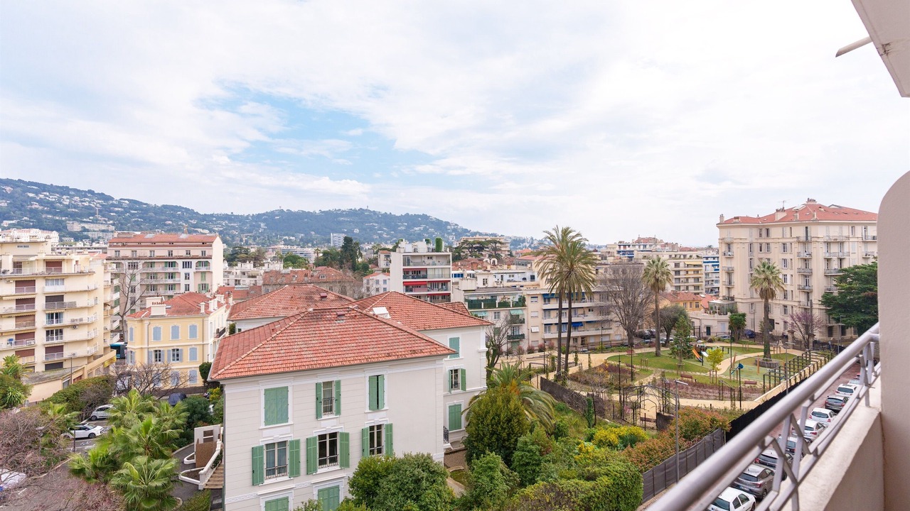 Photo of Others in Carnot