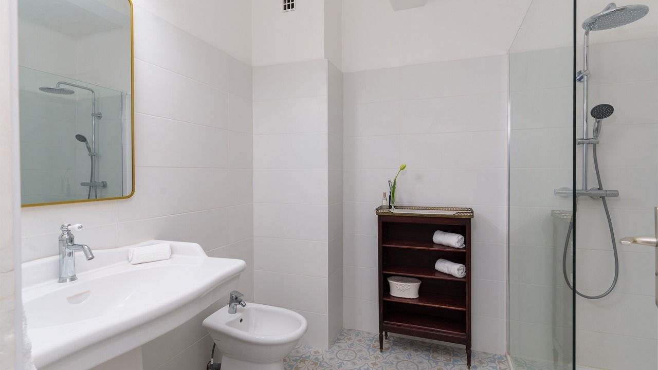 Photo of Bathroom in Carnot