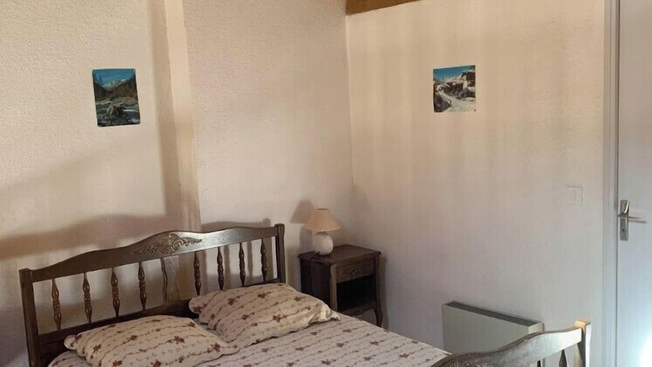 Photo of Bedroom in Enchastrayes