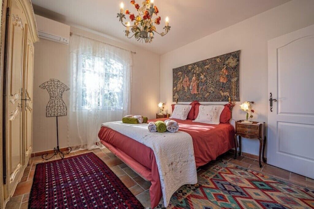 Photo of Bedroom in Pont Royal