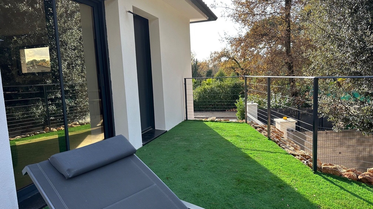 Photo of Patio Balcony in Roquefort-les-Pins