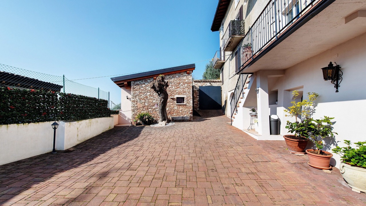 Photo of Outdoor in Gaino