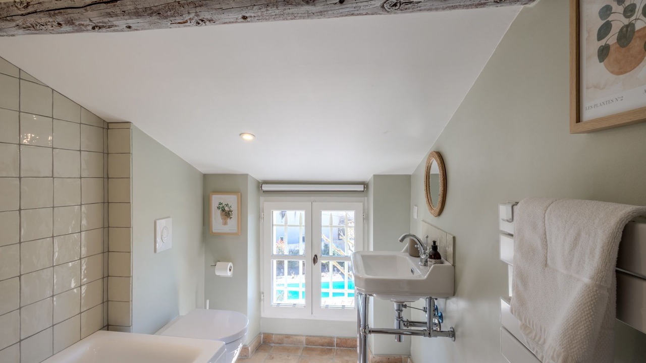 Photo of Bathroom in Maillane