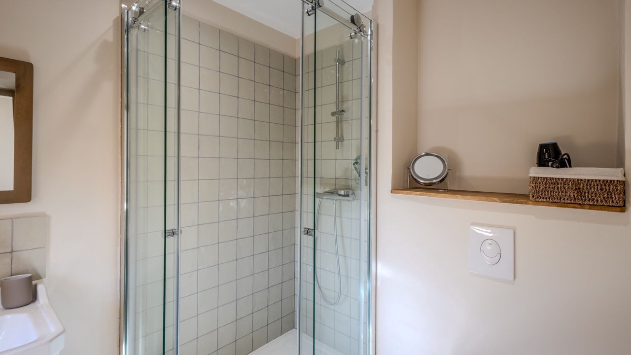 Photo of Bathroom in Maillane