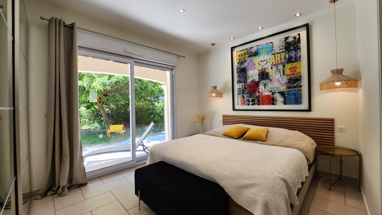 Photo of Bedroom in Laghet