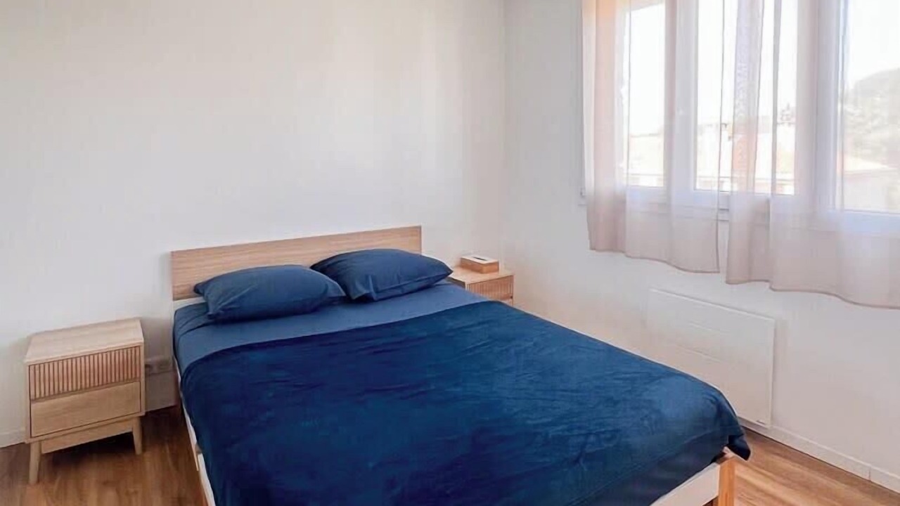 Photo of Bedroom in Les Baumettes