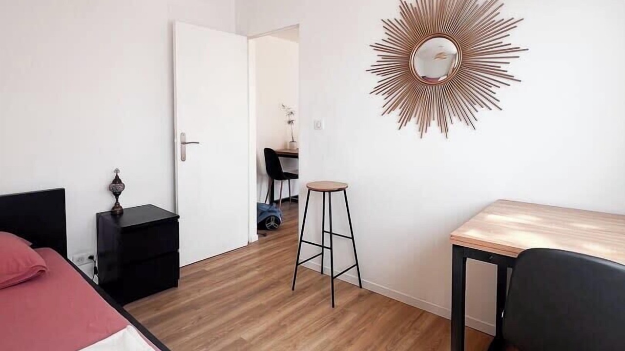 Photo of Bedroom in Les Baumettes
