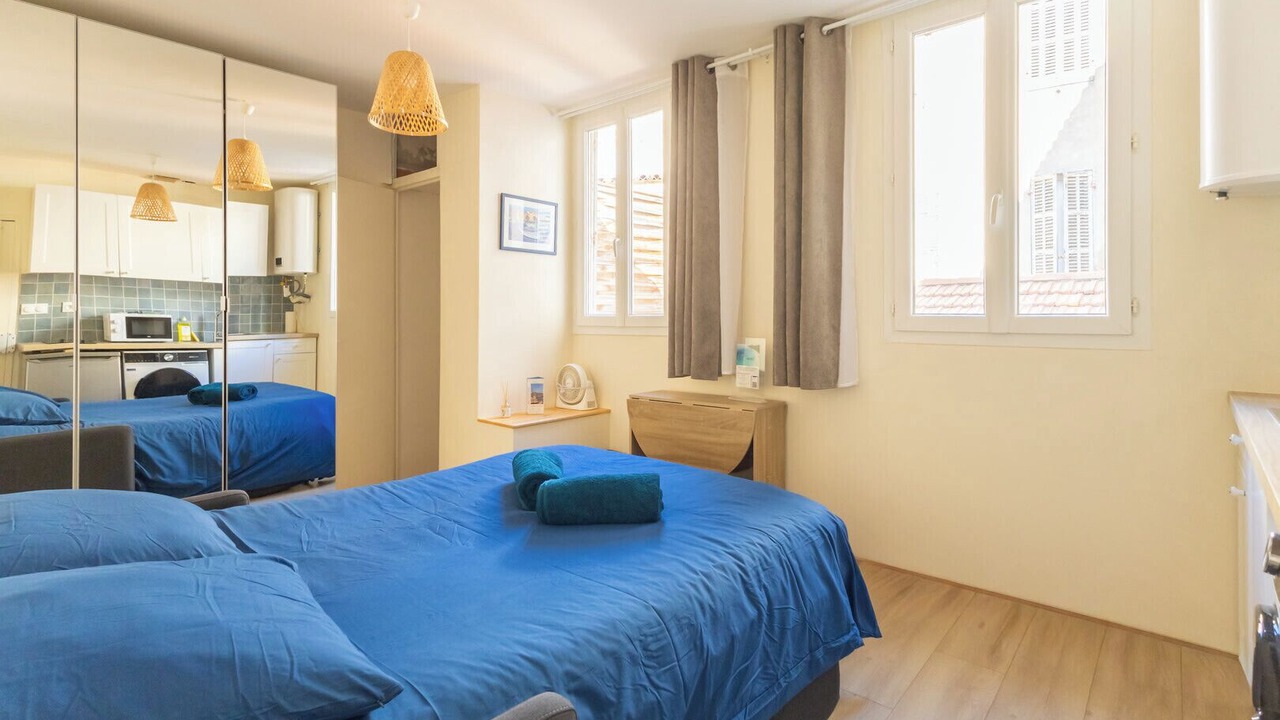Photo of Bedroom in 5th Arrondissement