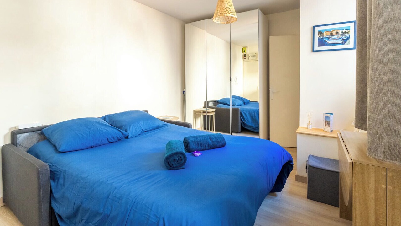 Photo of Bedroom in 5th Arrondissement