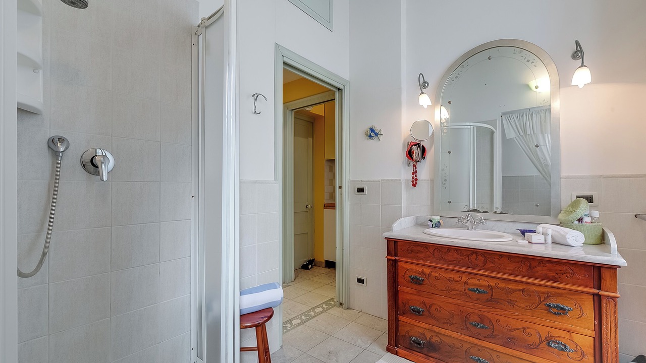 Photo of Bathroom in Old Town