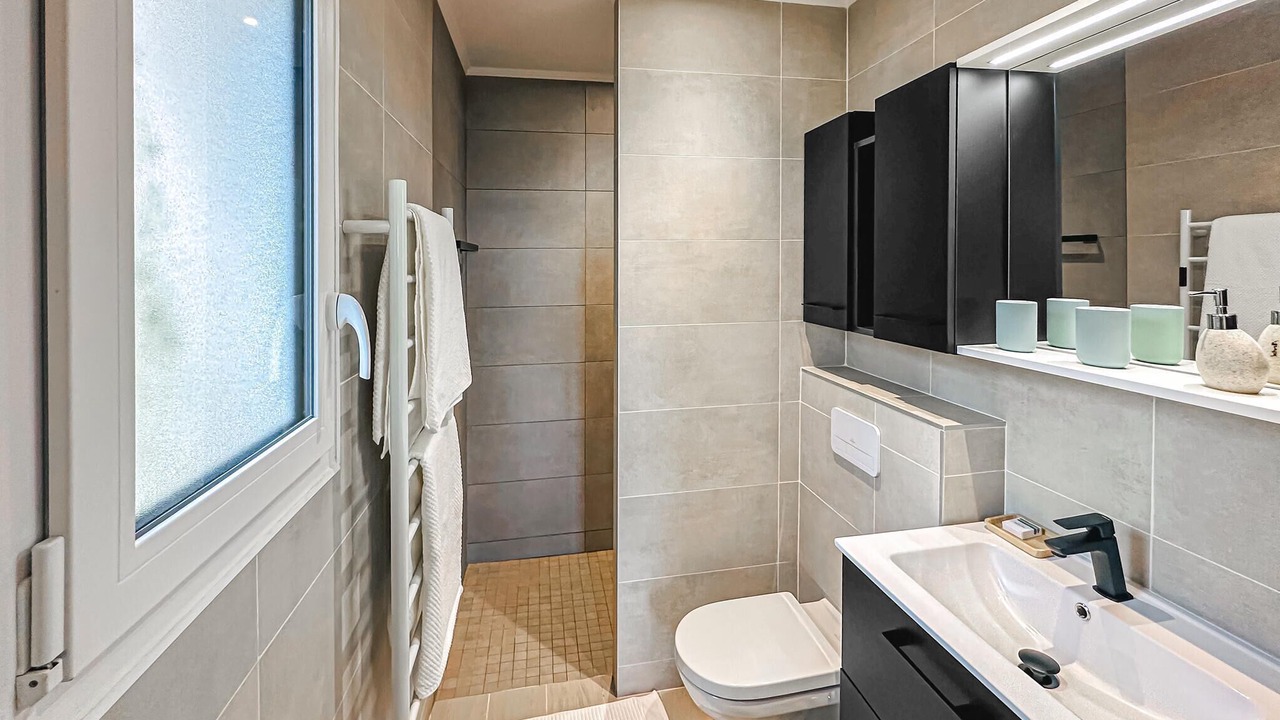 Photo of Bathroom in Speracedes