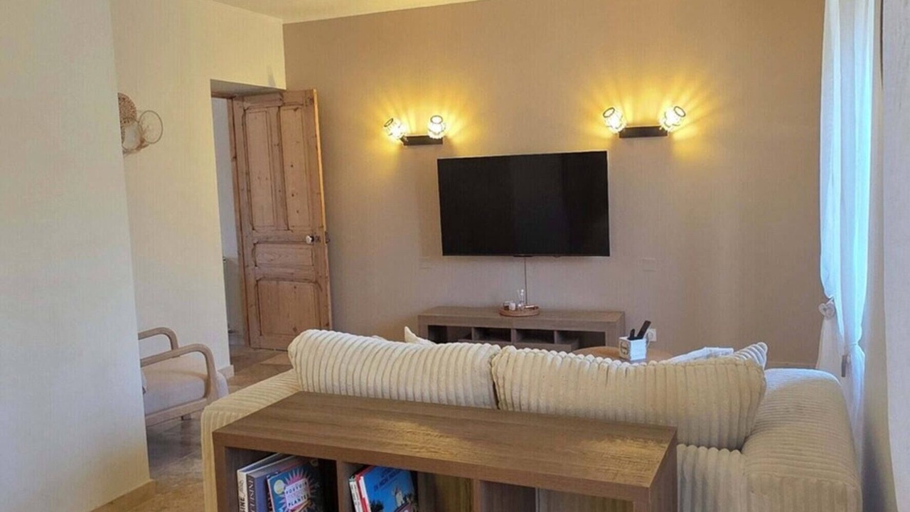 Photo of Livingroom in Noves