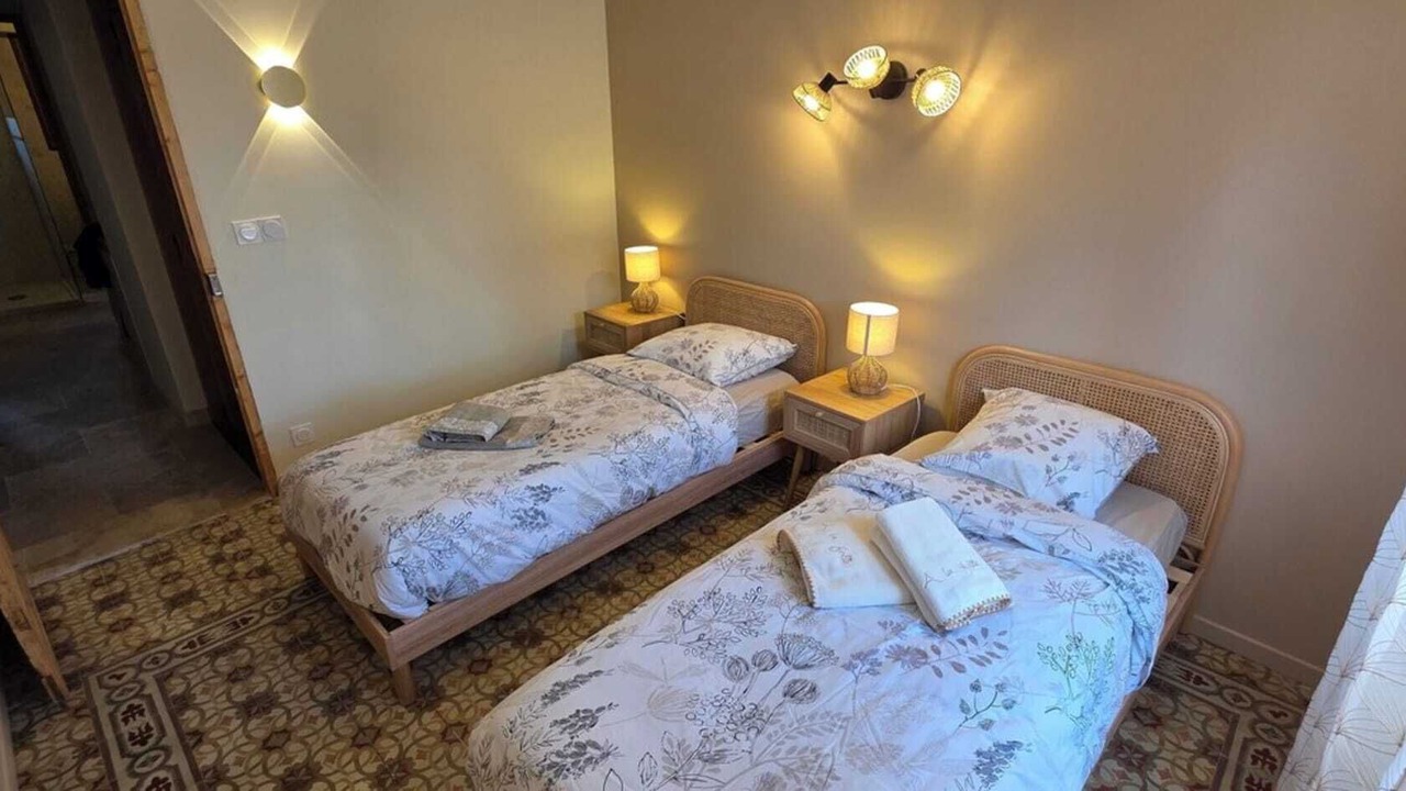 Photo of Bedroom in Noves