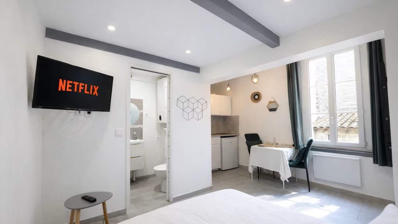 Photo of Bedroom in Avignon City Centre