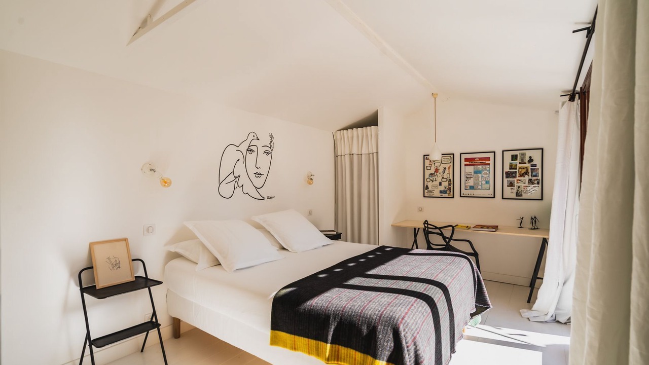 Photo of Bedroom in Velleron