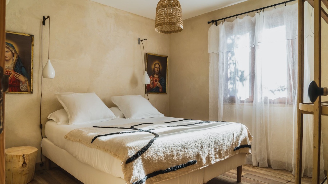Photo of Bedroom in Velleron