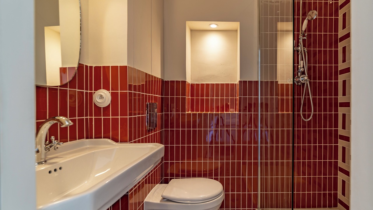 Photo of Bathroom in Arles