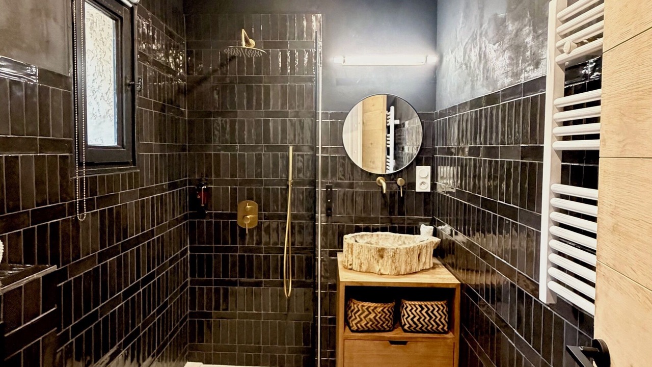 Photo of Bathroom in Guerrevieille