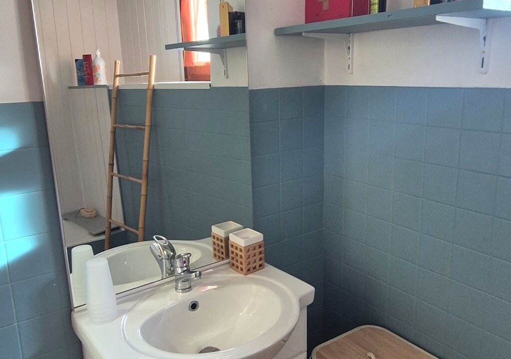 Photo of Bathroom in Guillestre