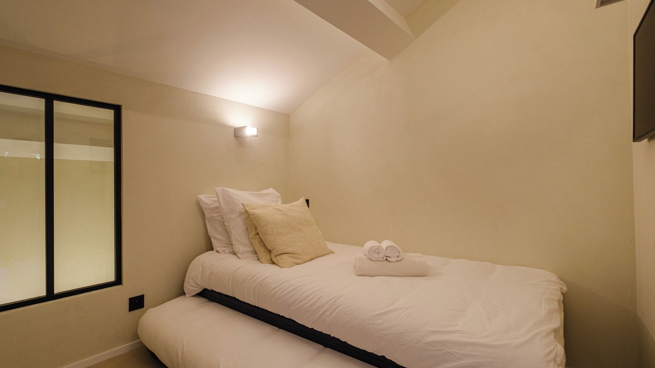 Photo of Bedroom in Guerrevieille