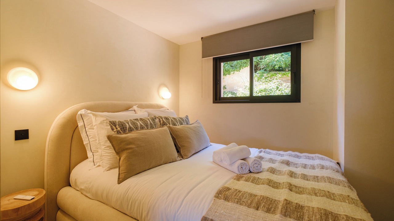 Photo of Bedroom in Guerrevieille