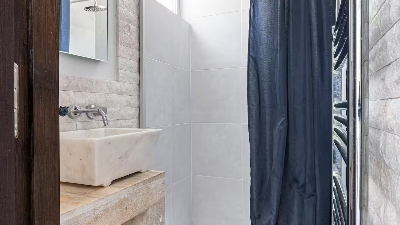 Photo of Bathroom in Biot