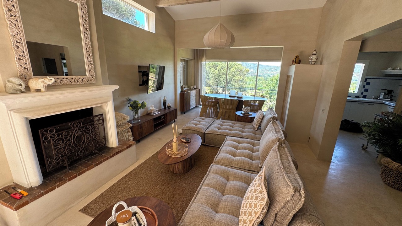 Photo of Livingroom in Cogolin