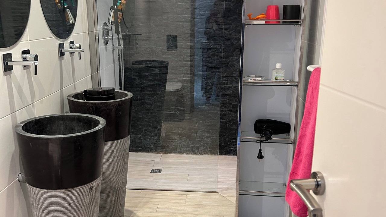 Photo of Bathroom in Sainte-Maxime - Saint-Tropez
