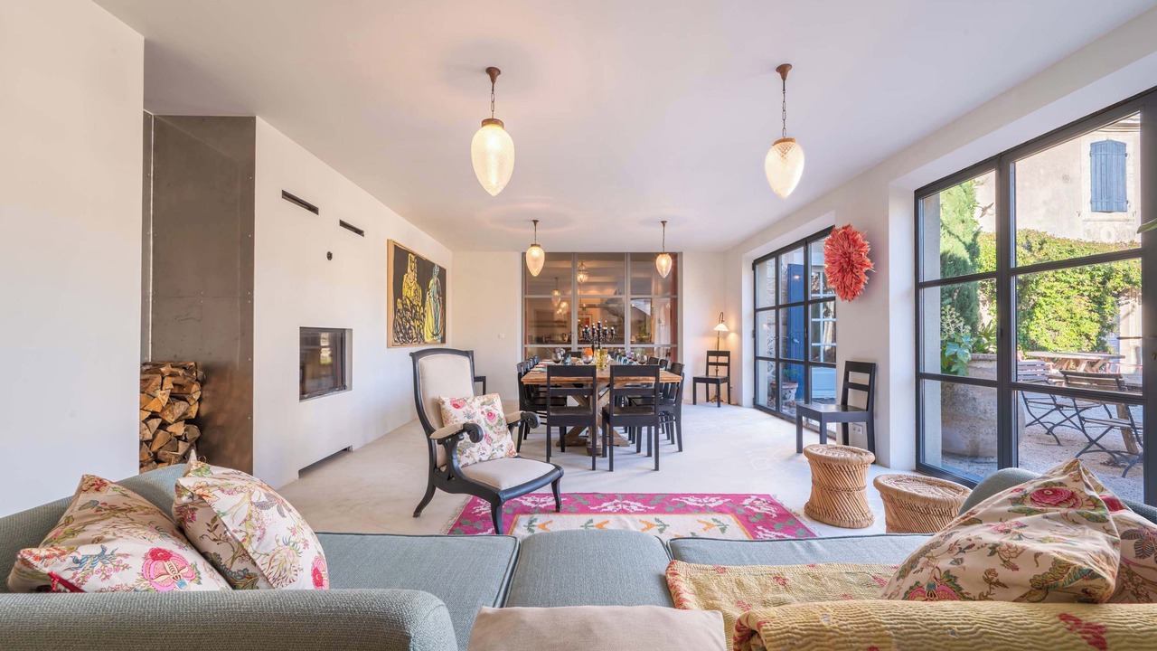 Photo of Livingroom in Mouries